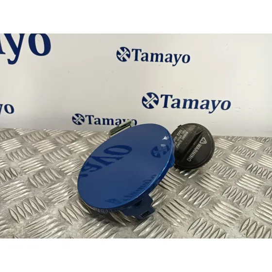 Tapa Exterior Combustible para Suzuki Swift Berlina (Mz)
