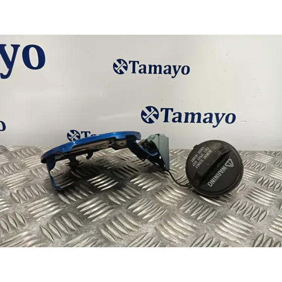 Tapa Exterior Combustible para Suzuki Swift Berlina (Mz)