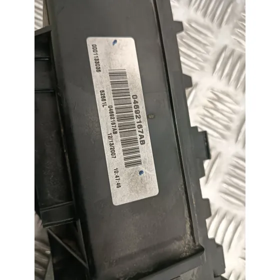 Caja Reles / Fusibles para Jeep Grand Cherokee Iii (Wh, Wk)