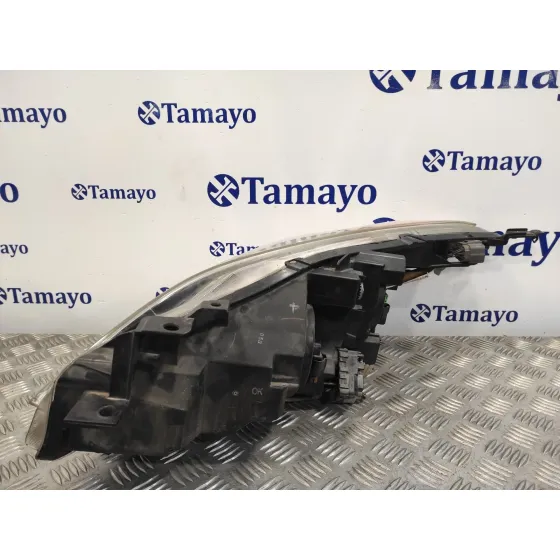 Faro Derecho para Mazda 3 Lim. (Bl)
