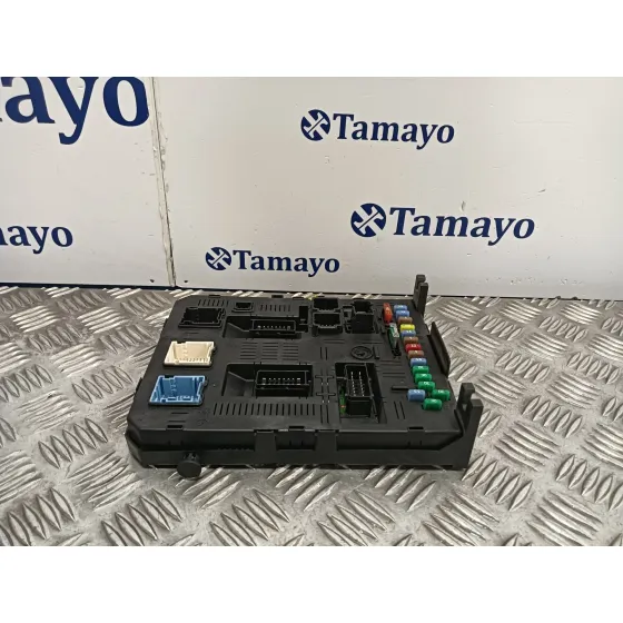 Caja Reles / Fusibles para Peugeot 307 Break/Sw (S2)