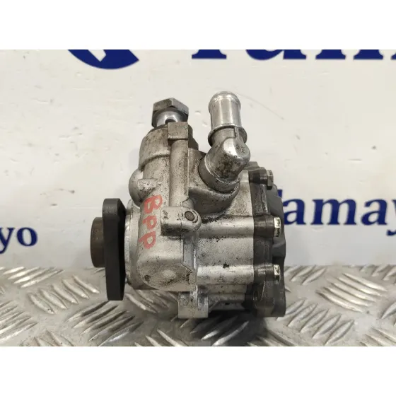Bomba Direccion para Audi A6 Avant (4F2)