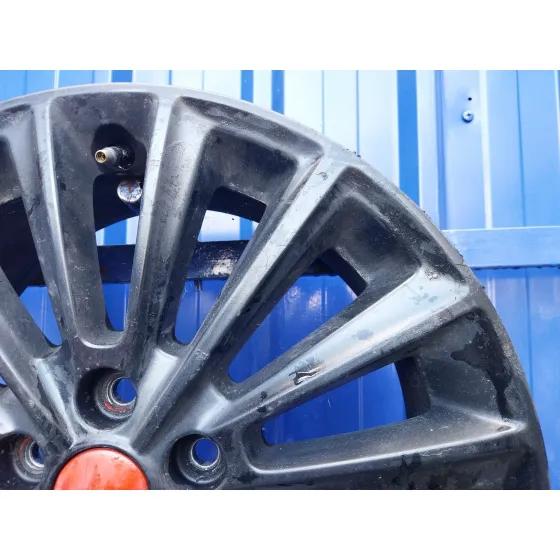 Llanta para Ford Focus C-Max (Cap)