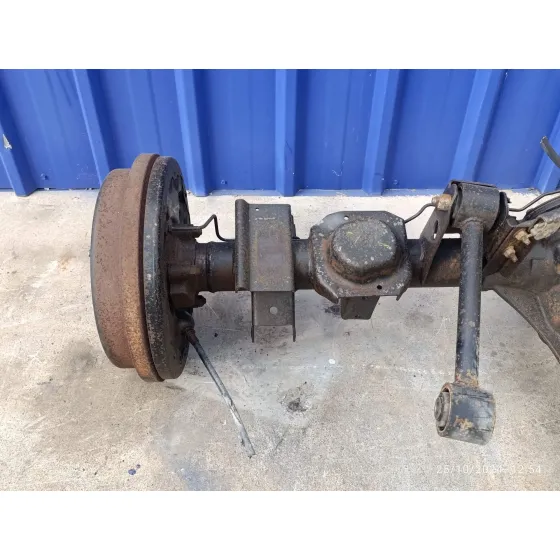 Puente Trasero para Nissan Terrano/Terrano.ii (R20)