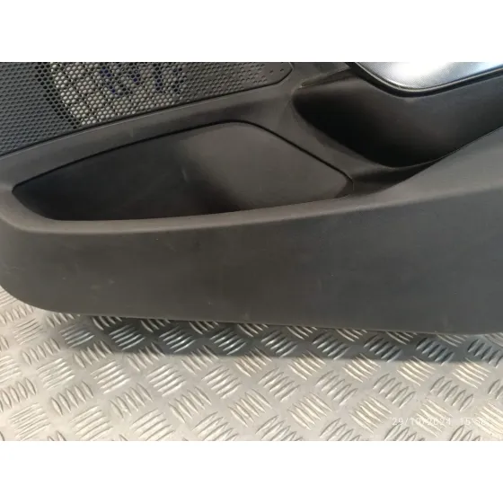 Guarnecido Puerta Delantera Derecha para Peugeot 2008 (--.2013->)