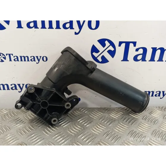 Tubo para Mercedes-Benz Sprinter 02.00 -> Caja Cerrada