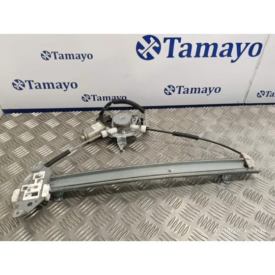 Elevalunas Delantero Derecho para Nissan X-Trail (T30)
