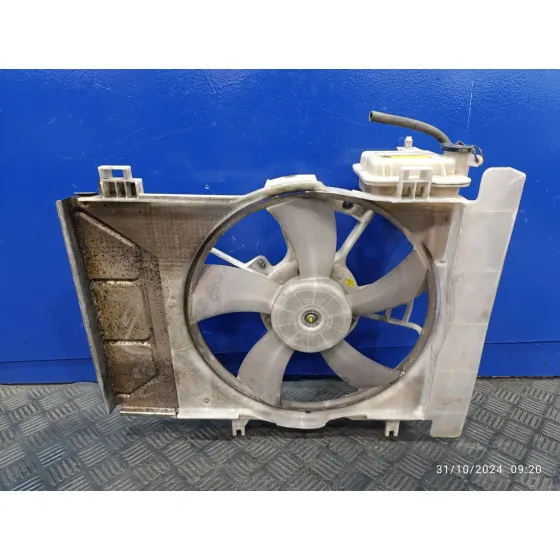 Electroventilador para Toyota Yaris (Ksp9/Scp9/Nlp9)