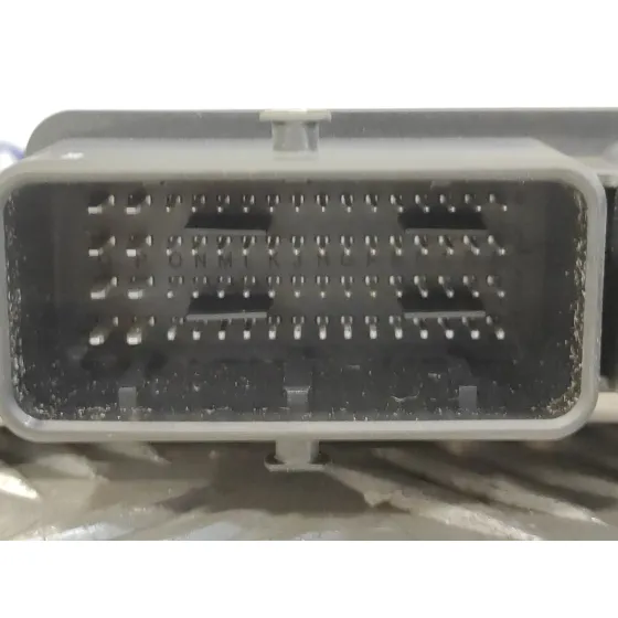 Centralita Motor Uce para Renault Clio V