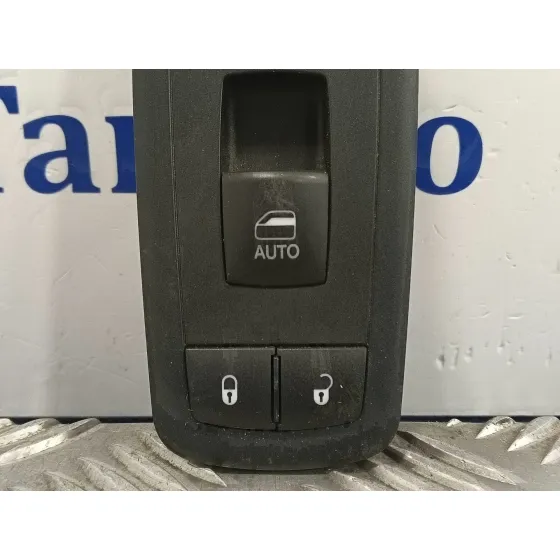 Mando Elevalunas Delantero Derecho para Fiat Freemont (345)
