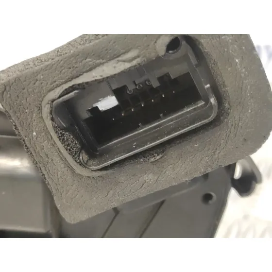 Cerradura Puerta Trasera Derecha para Volkswagen Passat Lim. (3G2)