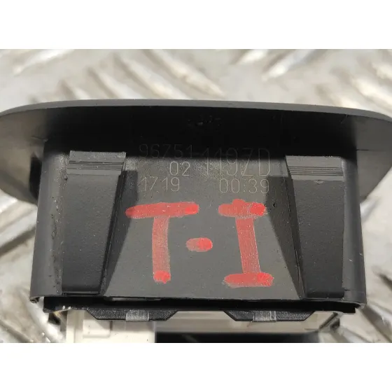 Mando Elevalunas Trasero Izquierdo para Peugeot 2008 (--.2013->)