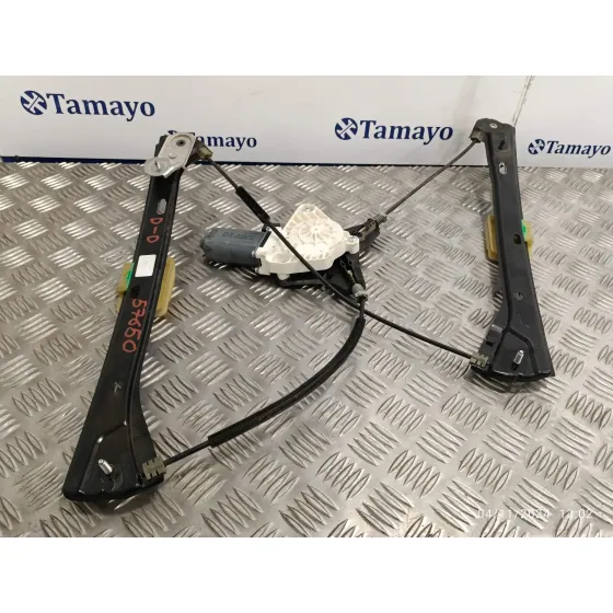 Elevalunas Delantero Derecho para Volkswagen Passat Lim. (3G2)
