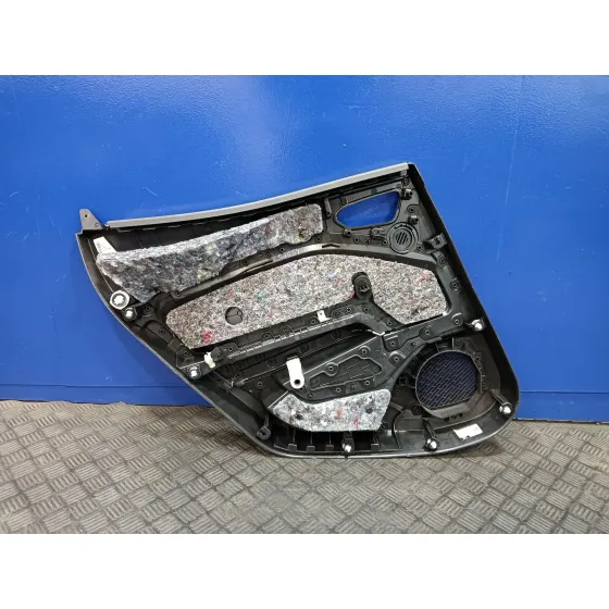 Guarnecido Puerta Trasera Derecha para Renault Clio V
