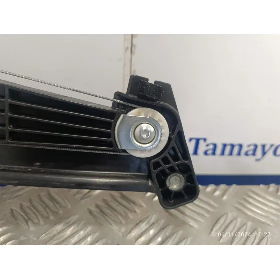 Elevalunas Delantero Izquierdo para Renault Clio V