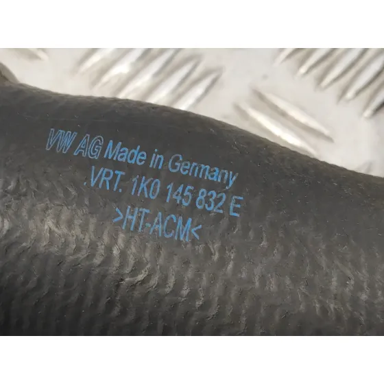 Tubo para Volkswagen Touran (1T1)