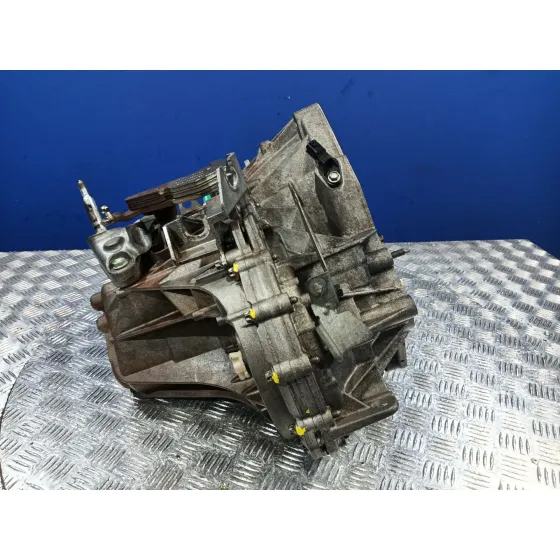 Caja Cambios para Nissan Juke (F15)