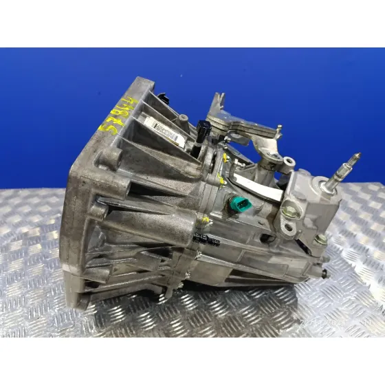 Caja Cambios para Nissan Juke (F15)