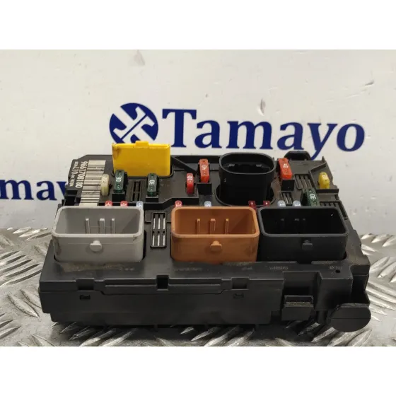 Caja Reles / Fusibles para Peugeot 207 Cc