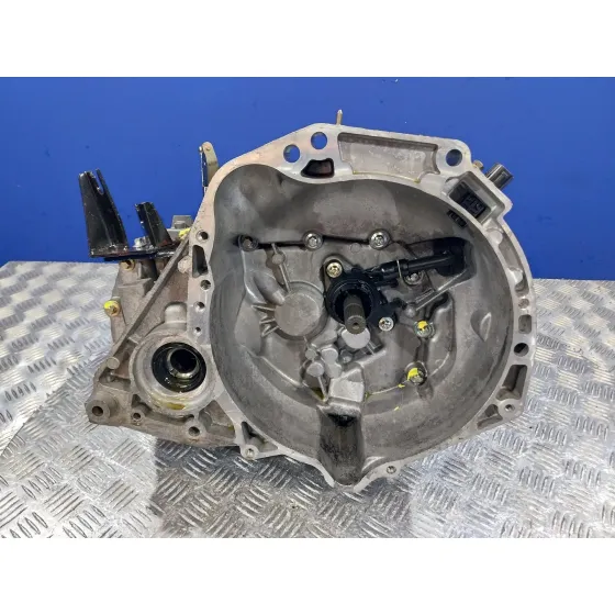 Caja Cambios para Nissan Micra (K12E)