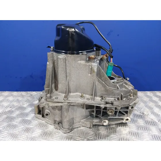 Caja Cambios para Nissan Micra (K12E)