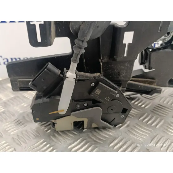 Cerradura Puerta Delantera Derecha para Ford Fiesta (Ccn)