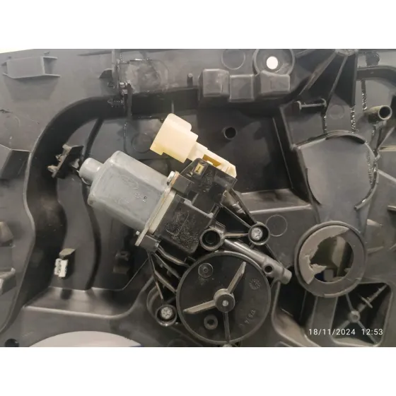 Elevalunas Delantero Derecho para Ford Fiesta (Ccn)