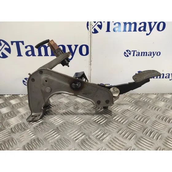 Pedal Embrague para Nissan Qashqai (J10)
