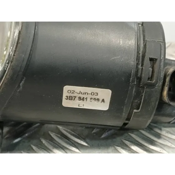 Faro Antiniebla Izquierdo para Volkswagen Passat Variant (3B6)