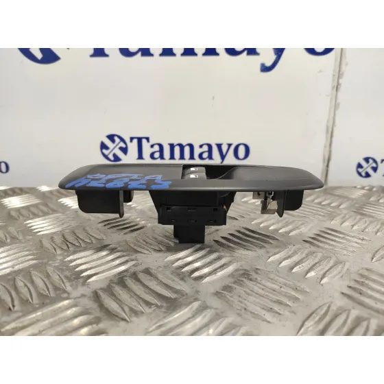 Mando Elevalunas Delantero Izquierdo para Peugeot 208