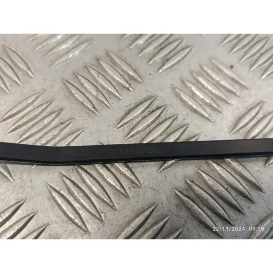 Brazo Limpia Delantero Izquierdo para Peugeot Partner