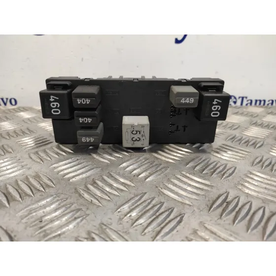 Caja Reles / Fusibles para Volkswagen Golf V Berlina (1K1)