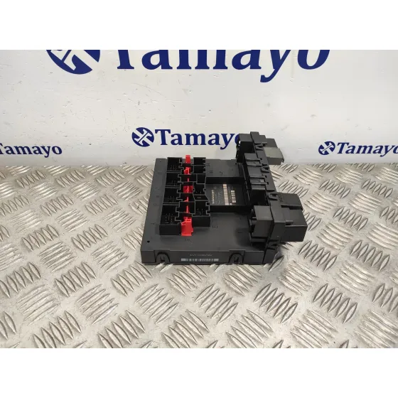 Caja Reles / Fusibles para Volkswagen Golf V Berlina (1K1)