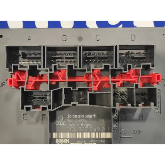 Caja Reles / Fusibles para Volkswagen Golf V Berlina (1K1)