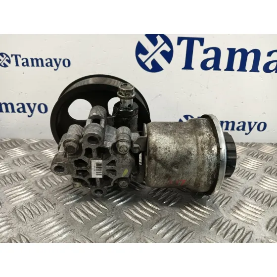 Bomba Direccion para Toyota Avensis Berlina (T25)