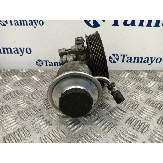 Bomba Direccion para Toyota Avensis Berlina (T25)