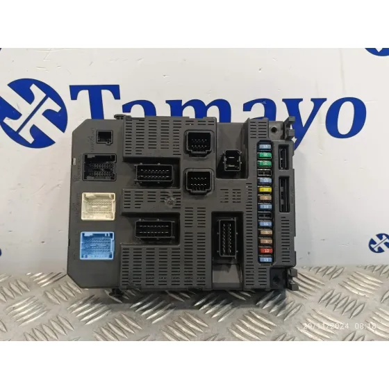 Caja Reles / Fusibles para Peugeot 207