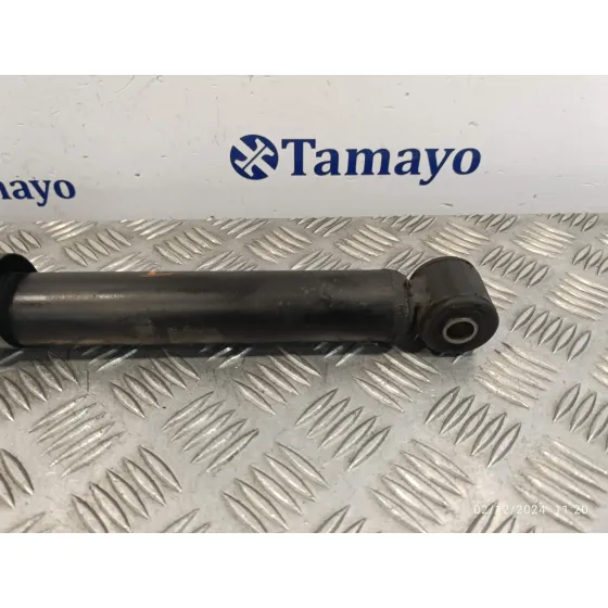 Amortiguador Trasero Derecho para Nissan Cabstar ->09.06