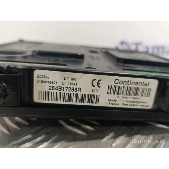 Caja Reles / Fusibles para Renault Megane Iii Berlina 5 P