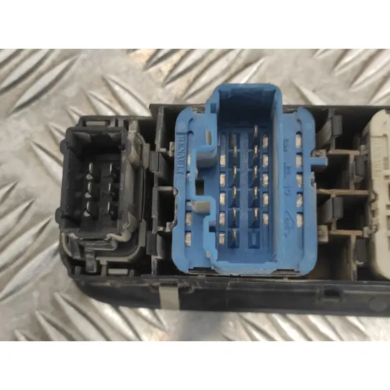 Mando Elevalunas Delantero Izquierdo para Renault Grand Modus