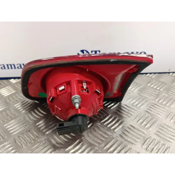 Piloto Trasero Izquierdo Interior para Volkswagen Passat Variant (3C5)