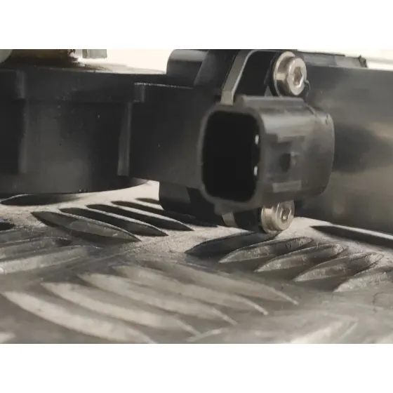 Elevalunas Delantero Izquierdo para Renault Clio Iv