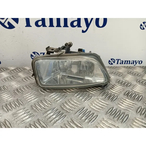 Faro Antiniebla Derecho para Citroën Saxo