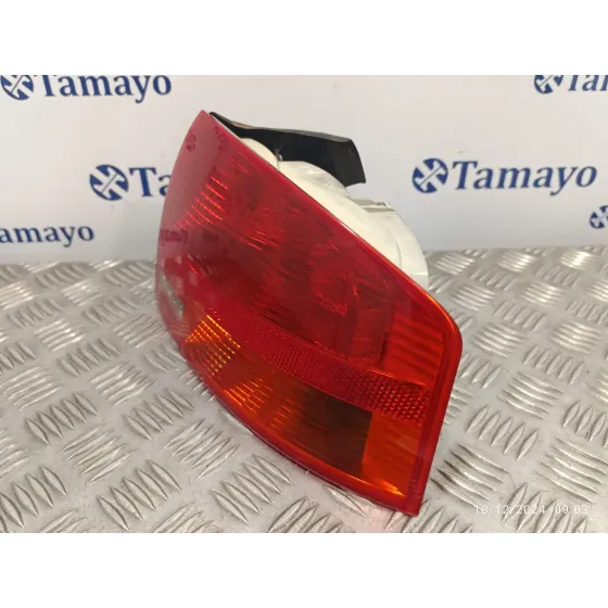 Piloto Trasero Derecho para Audi A4 Berlina (8E)