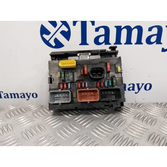 Caja Reles / Fusibles para Peugeot 207