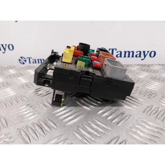 Caja Reles / Fusibles para Peugeot 207