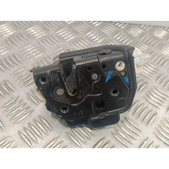 Cerradura Puerta Trasera Derecha para Audi A4 Berlina (8E)