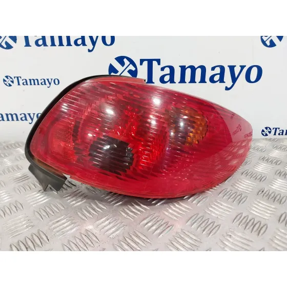 Piloto Trasero Derecho para Peugeot 206 Cc