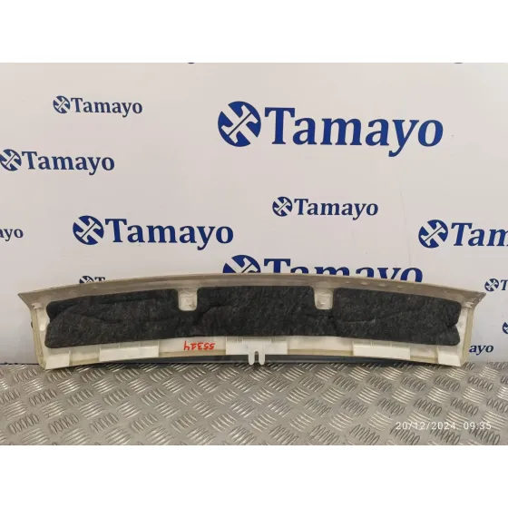 Moldura para Mercedes-Benz Clase E (W212) Lim.