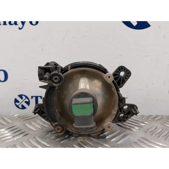 Faro Antiniebla Derecho para Mercedes-Benz Clase A (W169)